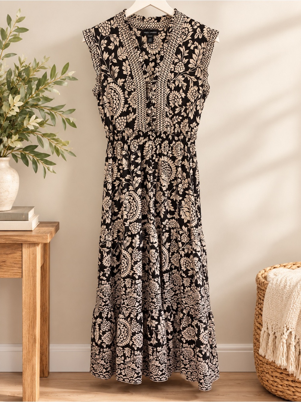 Maggy London Black and Cream Patterned Maxi Dress
